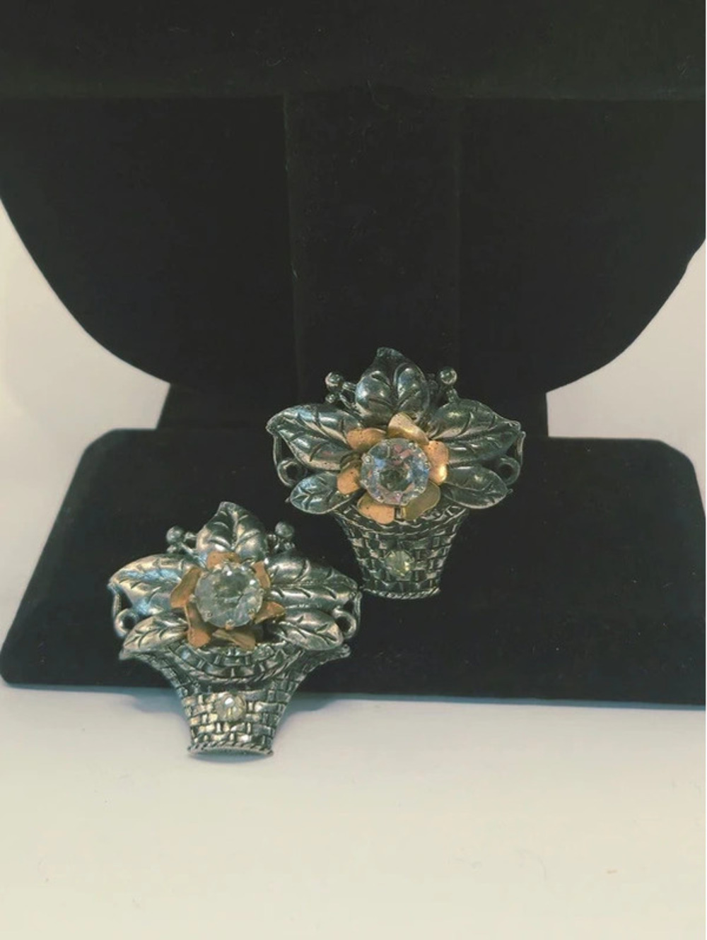 Vintage Flower Basket Fur Clip Rhinestone Dress Clips